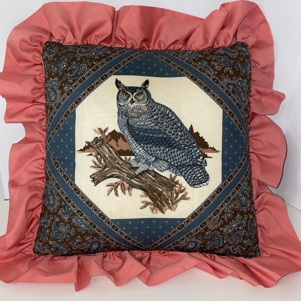 Vintage 3D Bird ~ Owl Design throw pillows 15” x 14” Country Decor Mauve & Blue - Picture 4 of 9